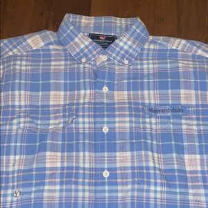VINEYARD VIBES HARBOR SHIRT - LIKE NEW SZ LARGE